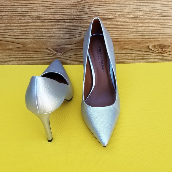 Heels - Picture 4 of 5